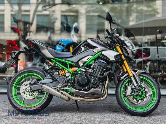 KAWASAKI Z900 R EDITION 